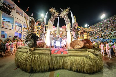 Mangueira é a campeã do carnaval 2019 do Rio