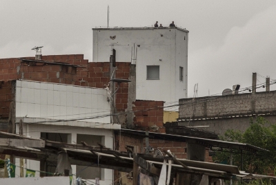 DH faz perícia para apurar possível ação de snipers em mortes em Manguinhos