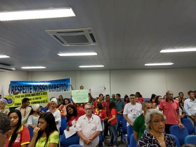 Agentes de Saúde e de Endemias realizam protesto na 6ª Conferência Municipal de Saúde...