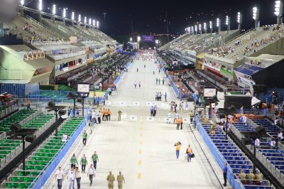 Sete escolas fazem neste domingo a primeira noite de desfiles do Grupo Especial no carnaval do Rio