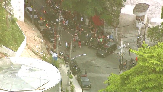 No domingo (27), dois militares foram atingidos por tiros na favela de São Conrado.